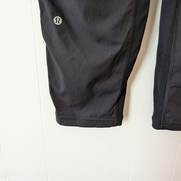 Lululemon Black Dance Studio Crop Pant Sz 6 Cropped Pants W6AVQS - Picture 7 of 10